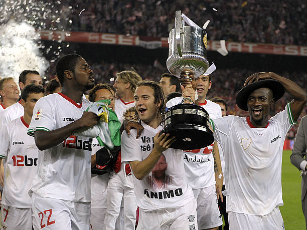 最佳中场的 最佳中场的